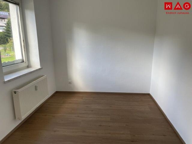 Sonnendurchflutete und ruhige Wohnung im 1. Obergeschoss !