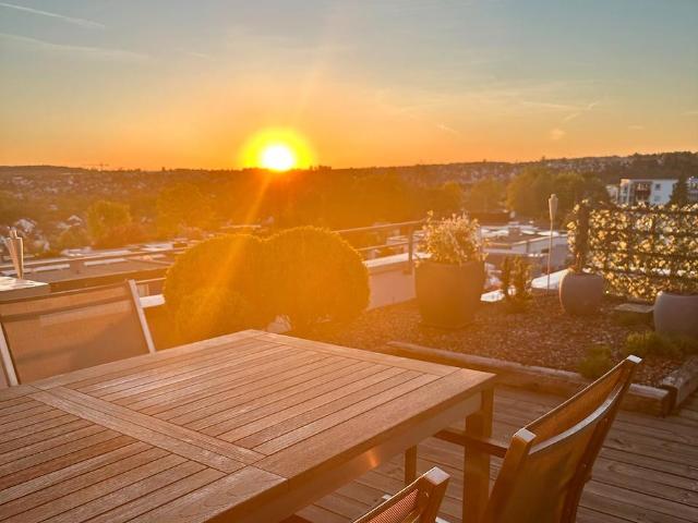 Sonnendurchflutetes hochwertiges Penthouse mit Fernblick