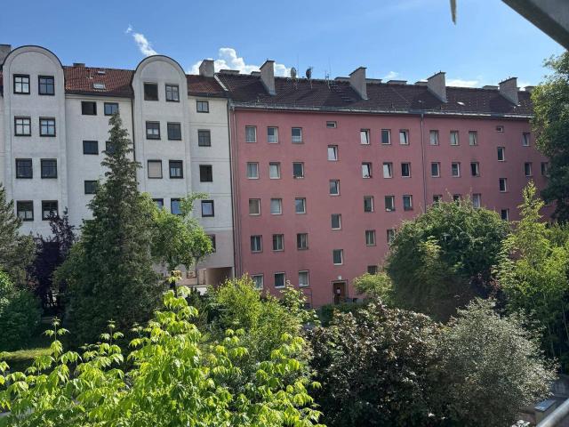SONNENDURCHFLUTETES STADTJUWEL IN WILTEN INKL. TIEFGARAGENABSTELLPLATZ
