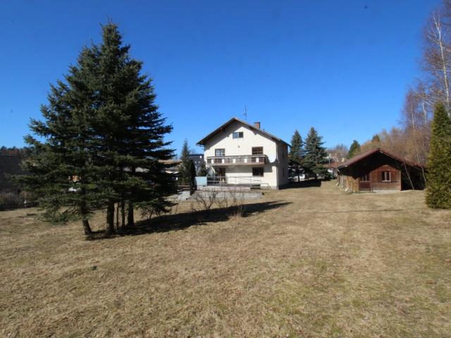 Sonnenlage Wohnhaus auf 4700 m² Grund Inkl. Entwicklungsplan
