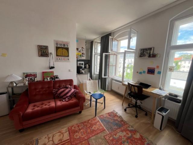 Sonnenmöbliertes Studio in Kreuzberg | Direkt am Landwehrkanal | Verfügbar Nov/Dec – Jan Sunny Furnished Studio in Kreuzberg | Right on the Landwehrkanal | Available Nov/Dec – Jan