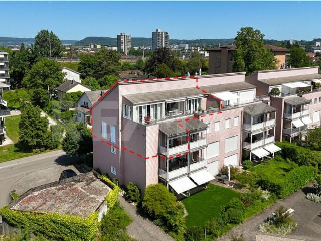 Sonnig, grosszügig, zentrumsnah  4.5 Zimmer Dachmaisonette