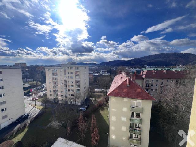MIT DEN BESTEN AUSSICHTEN … 2 Zimmer Wohnung in GEIDORF