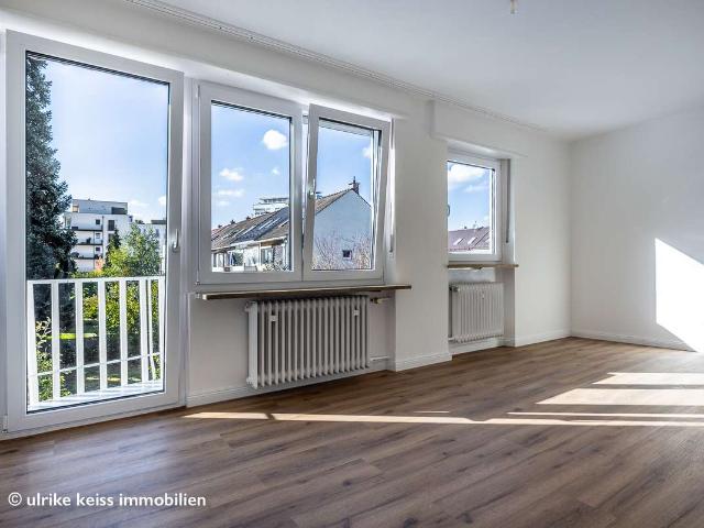 Sonnig und freundlich! Gute Raumausnutzung! Schöne Böden! Einzugsbereit!