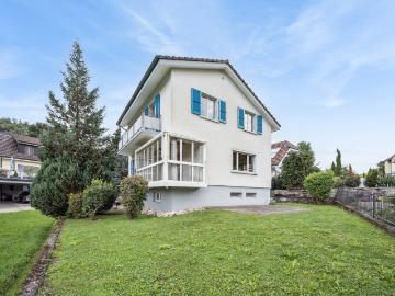 Sonnig und Privatsphäre perfekt für Sie und Ihre Familie