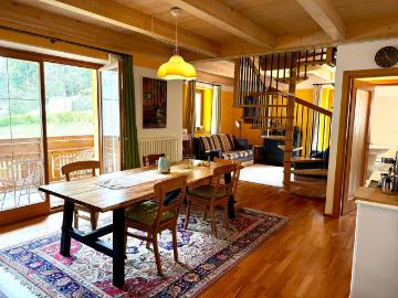 Sonnige Maisonette im Zentrum von Bad Kleinkirchheim: 2 Schlafzimmer, 2 Balkone