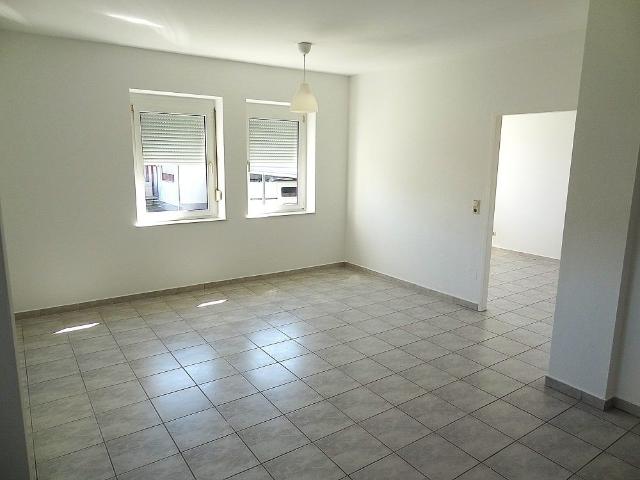 Sonnige Mietwohnung mit Carport Stellplatz am ruhigen Stadtrand von Feldbach …!