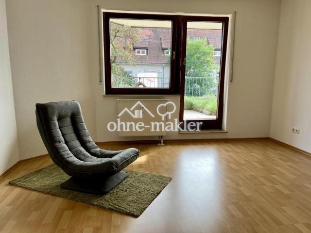 Sonnige, möblierte Terrassenwohnung mit TG Stellplatz