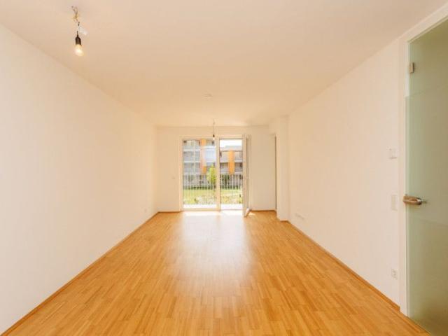 Sonnige, moderne Wohnung mit Südterrasse! Mietpreis inkl. BK und HK!