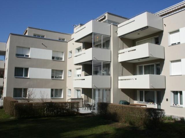 Sonnige, neu renovierte Wohnung
