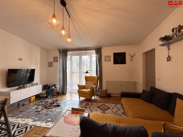 sonnige aussichten in mauthausen: sanierte familienwohnung mit großzügiger loggia, höchstem wohnkomfort und ruhiger grünlage – kostenloser parkplatz inklusive!