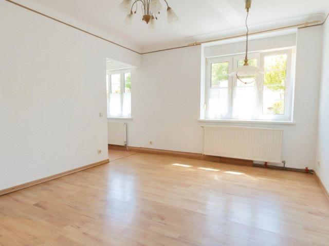 Sonnige, altersgerechte Wohnung in Top Zentrumslage mit kleinem Garten