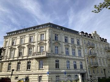 Sonnige, barrierefreie 2 Zimmer Senioren.
