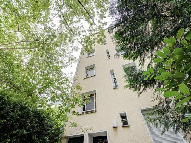 Sonnige Dachgeschoss Gründerzeit Wohnung: 1 Zimmer in Charlottenburg *City West* PROVISIONSFREI