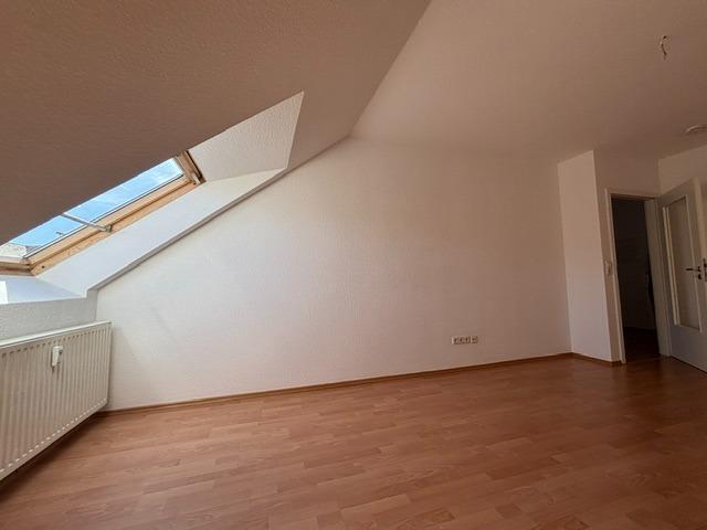 sonnige DG Wohnung * Gohlis Mitte * 2 Zimmer * sehr gepflegt