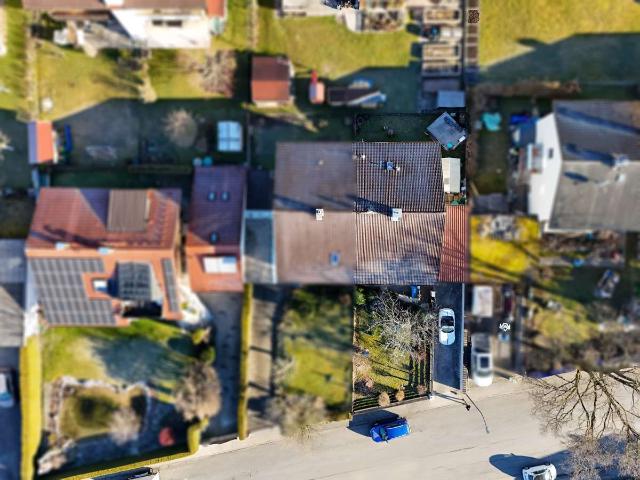 Sonnige Doppelhaushälfte in guter Lage Kolbermoors – viel Platz und Potenzial!