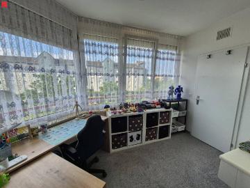 Sonniges Familienzuhause mit Loggia