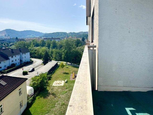 SONNIGE LOGGIA I DIREKT AN DER MUR I 5. STOCK MIT LIFT I ABSOLUTE RUHELAGE I SEPARATE KÜCHE I PROJEKT WOHNEN