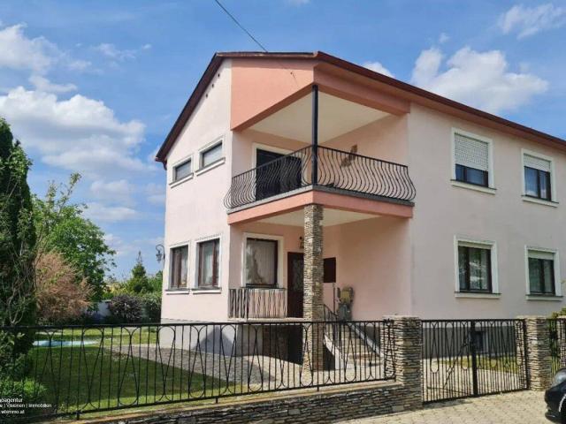 Sonnige Ruhelage, 157m² Wohnfläche, 2 Etagen, Garten und Balkon