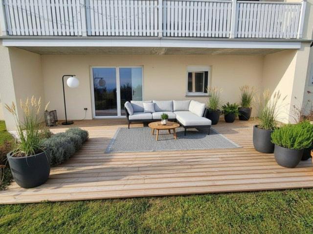 Sonnige Terrassenwohnung mit Garage!