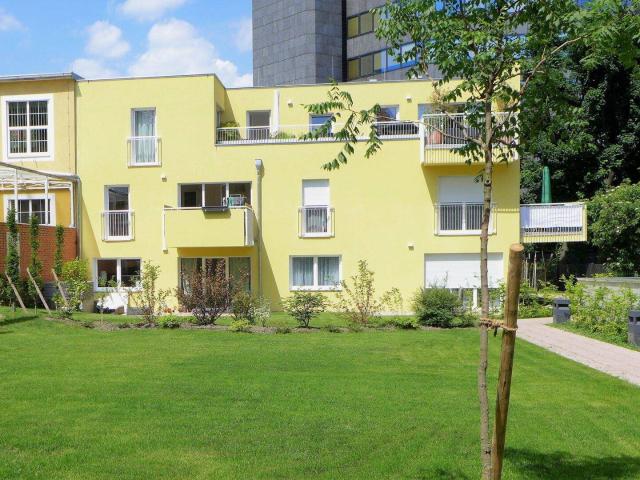 Sonnige und freundliche Neubauwohnung – 3 Zimmer mit Balkon und Gartenmitbenützung!