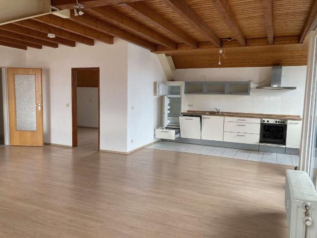 Sonnige und großzügige 2 Zimmer Wohnung mit Balkon in 78120 Furtwangen zu vermieten!