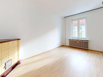 sonnige Wohnung in Innenstadtlage + schöner & ruhig gelegener Balkon