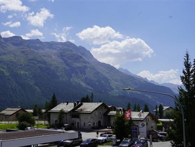 Sonnige Wohnung mit Aussicht