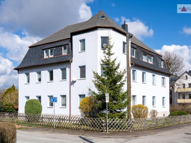 Sonnige Wohnung mit Stellplatz – Wohnen in der Nähe vom Bürgerpark in Oelsnitz/Erzgebirge
