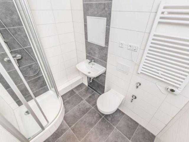 Sonnige Wohnung nah am Wasser I alles neu