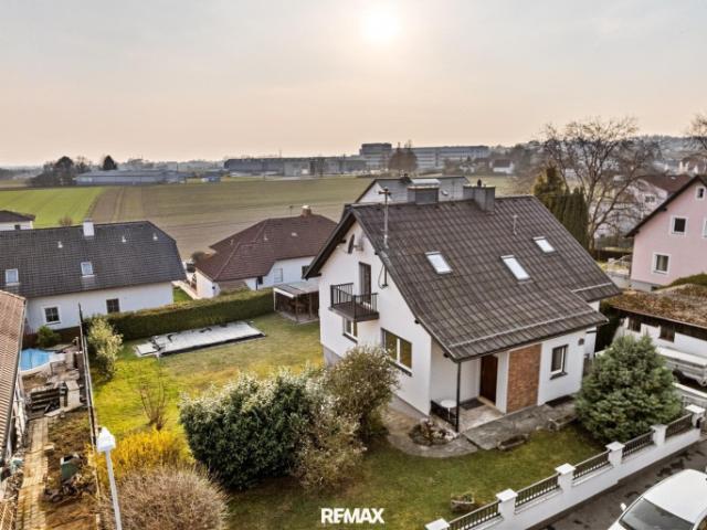 Sonnige Wohnidylle in Leonding mit Garten & Pool