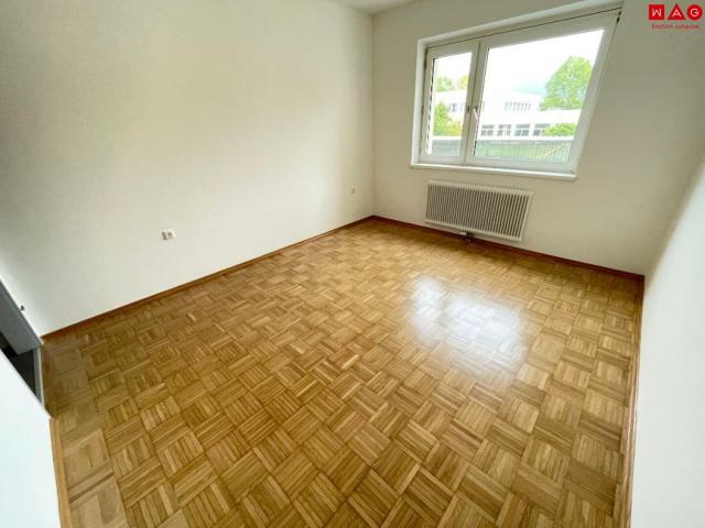 sonnige zweizimmerwohnung mit balkon!