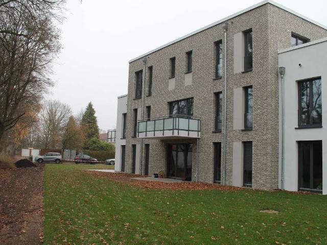 Sonnige, zentral gelegene 2 Zi. Whg. mit EBK und Balkon in Norderstedt
