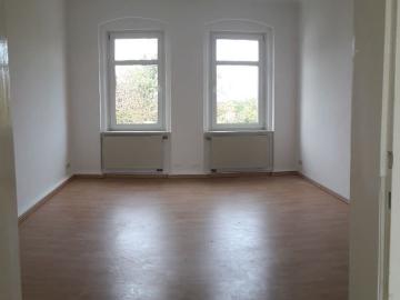 sonnige 1 RWE mit Balkon und Blick auf die Landeskrone in Rauschwalde !