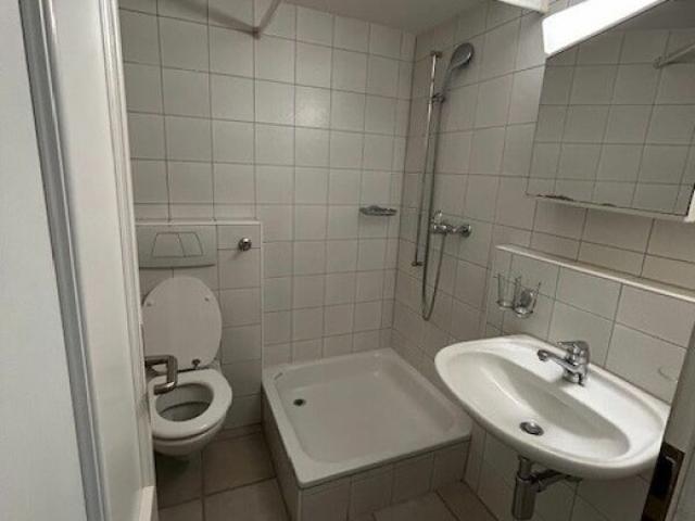 Sonnige 1 Zimmer Wohnung im 1. OG