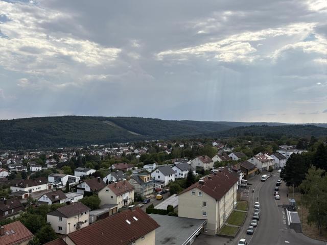 Sonnige 1 Zimmer Wohnung mit Panoramablick über Heidenheim zu verkaufen