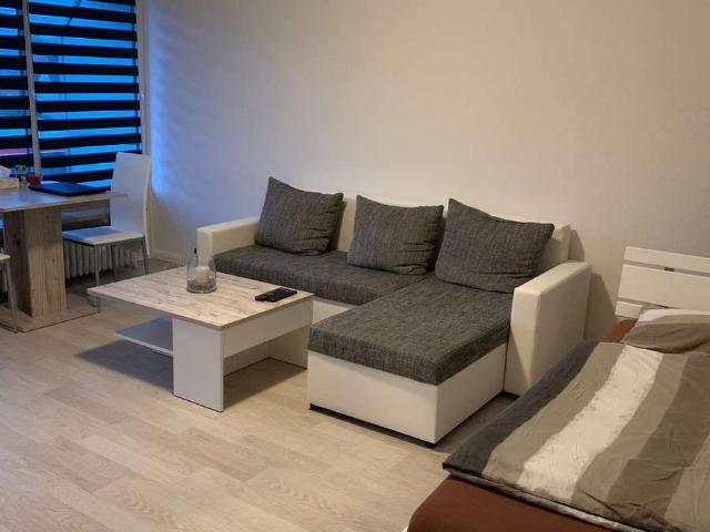 Sonnige 1 Zimmerwohnung *32qm*, Balkon, EBK
