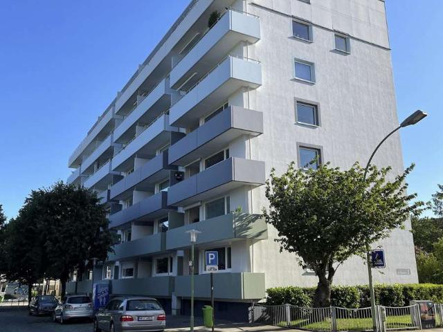 Sonnige 2 Raum Wohnung am Leher Markt mit 2 Balkonen
