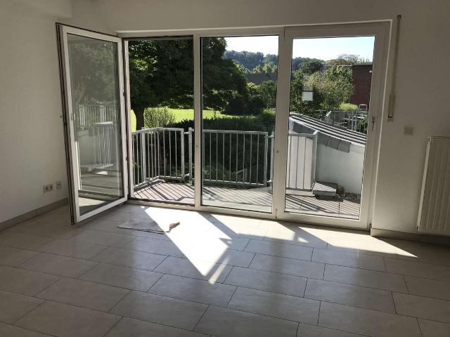 Sonnige 2 Zi Wohnung in der City, Nähe Wiesenviertel