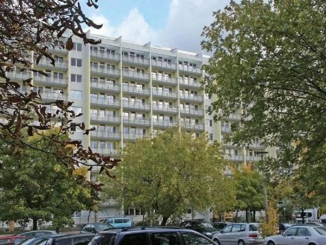 Sonnige 2 Zi Whg mit EBK in saniertem Wohnhaus