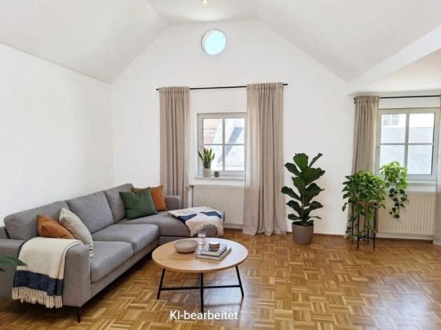 Sonnige 2 Zimmer Dachgeschosswohnung am Stadtplatz 19 Top 9