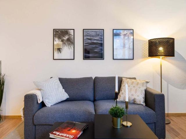 Sonnige 2 Zimmer Wohnung im Herzen von Pankow