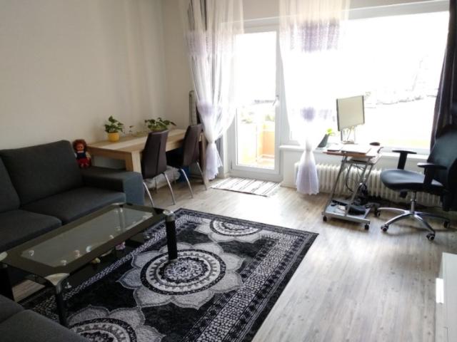 Sonnige 2 Zimmer Wohnung im ruhigen Neukölln – Balkon, vollständige Anmeldung & hervorragende Anbindung!