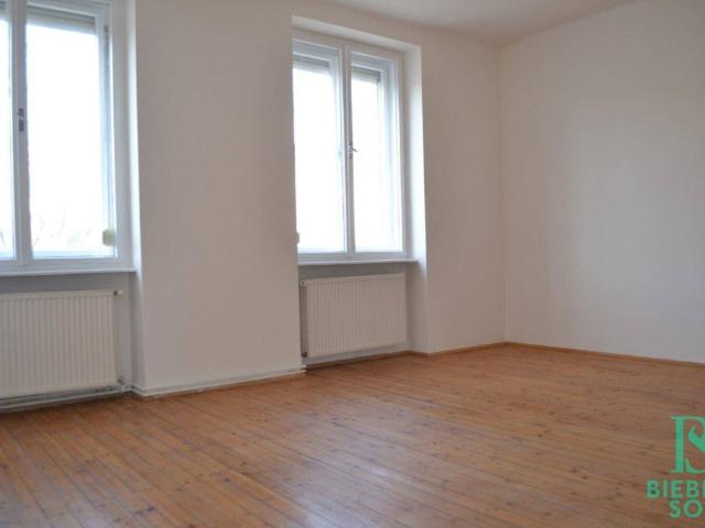 Sonnige 2 Zimmer Wohnung Ideal auch als Büro oder Praxis Zentrumsnah!