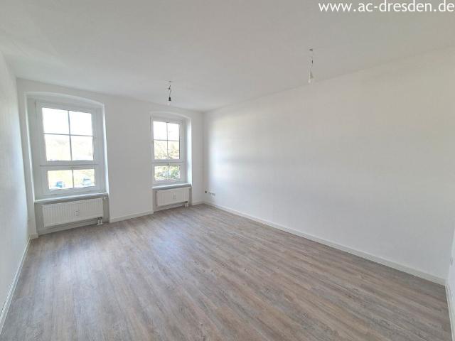 Sonnige 2 Zimmer Wohnung mit Balkon in kernsaniertem Gründerzeithaus, Zentrumsnah in Chemnitz