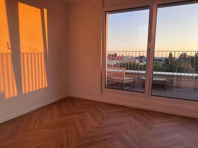 Sonnige 2 Zimmer Wohnung mit großer Terrasse