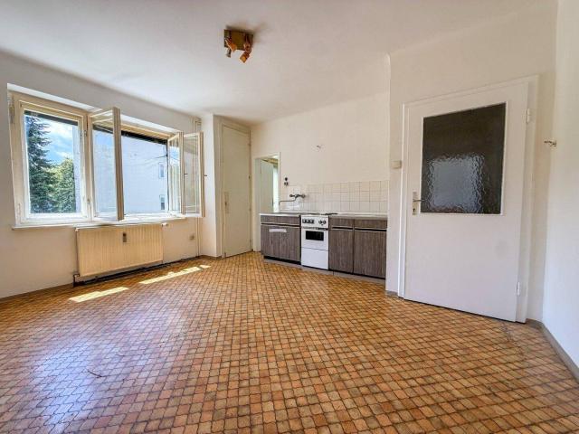 Sonnige 2 Zimmer Wohnung mit Grünblick