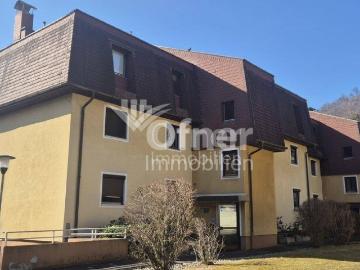 Sonnige 2 Zimmer Wohnung mit Loggia und Tiefgaragenplatz