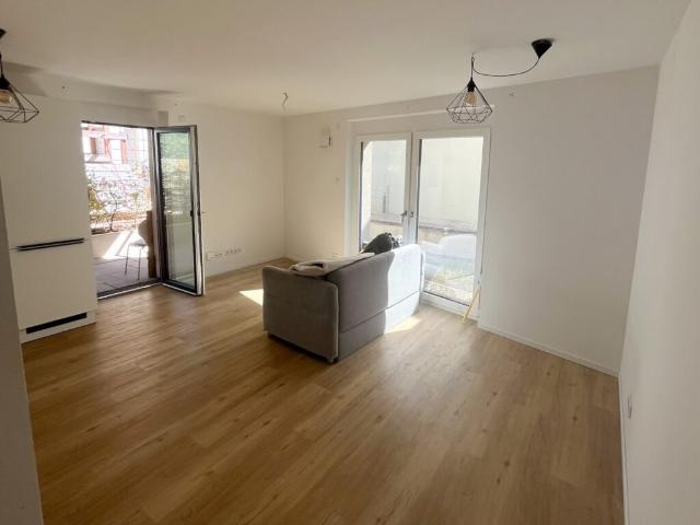 Sonnige 2 Zimmer Wohnung mit Terrasse