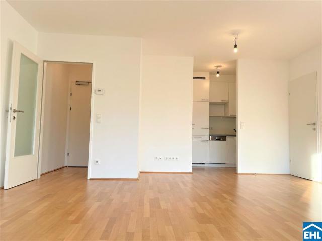 Sonnige 2 Zimmerwohnung mit Balkon am Rennweg